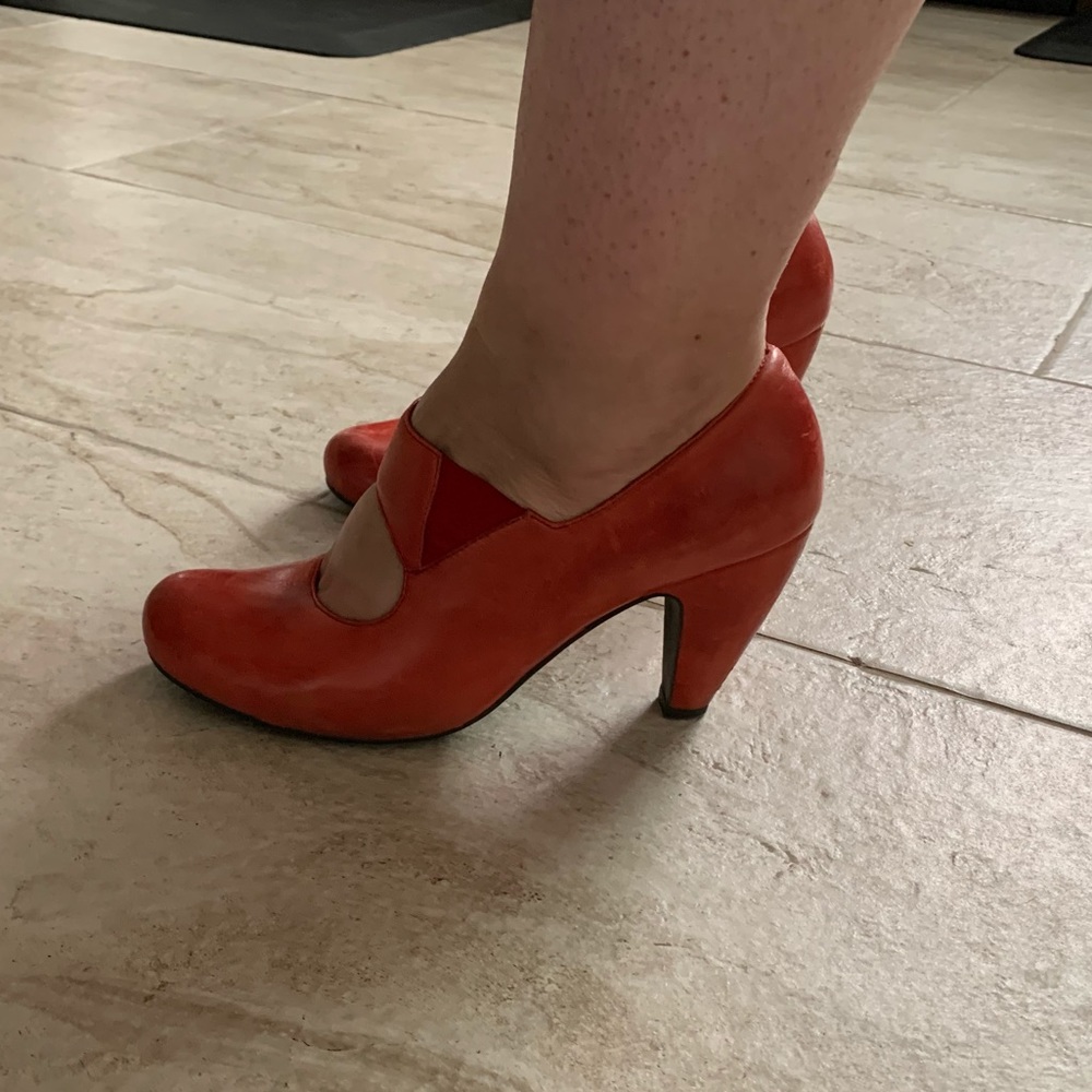 Red Pumps